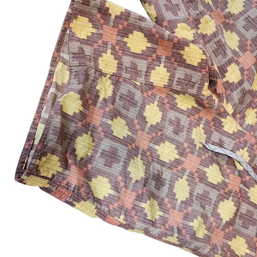 Patagonia Wavefarer Shorts Mens 29 Brown Yellow Geometric Board Surf